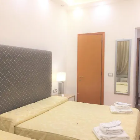 Ξενοδοχείο Alinari 3*