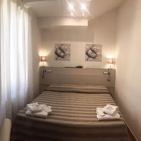 Alinari Ξενοδοχείο 3*
