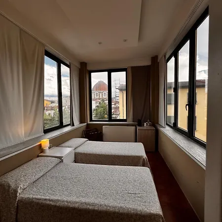 Alinari Hotel
