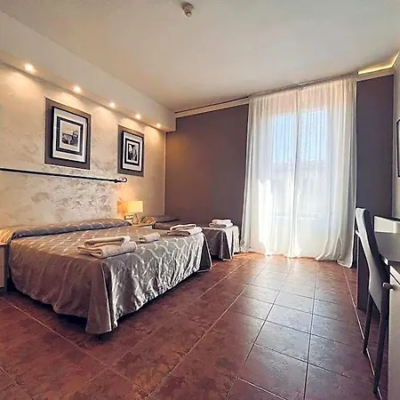Hotel Alinari 3*