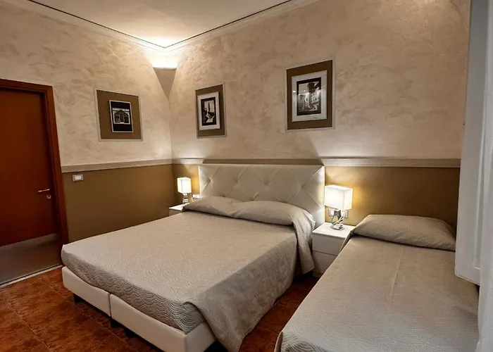 فندق Alinari 3*