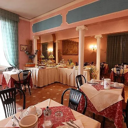 アリナーリ フィレンツェ