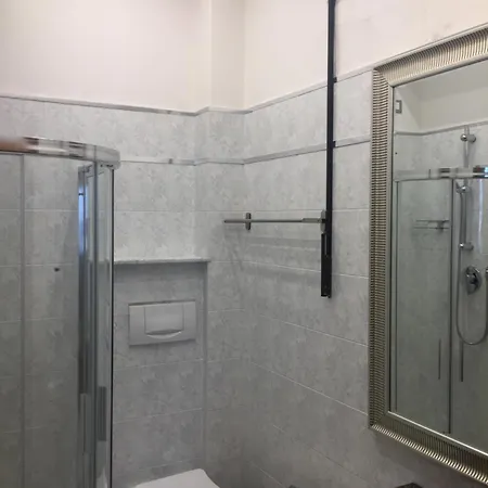 Szálloda Alinari 3*